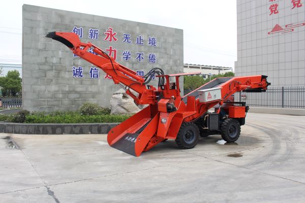 襄陽永力通：只做履帶扒渣機，所以更專業